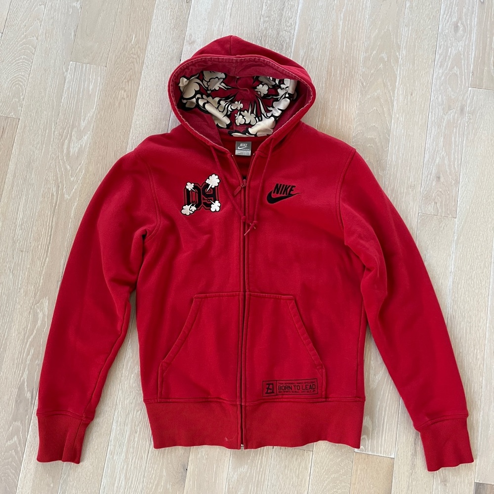 Nike Men Hoodie - Size L